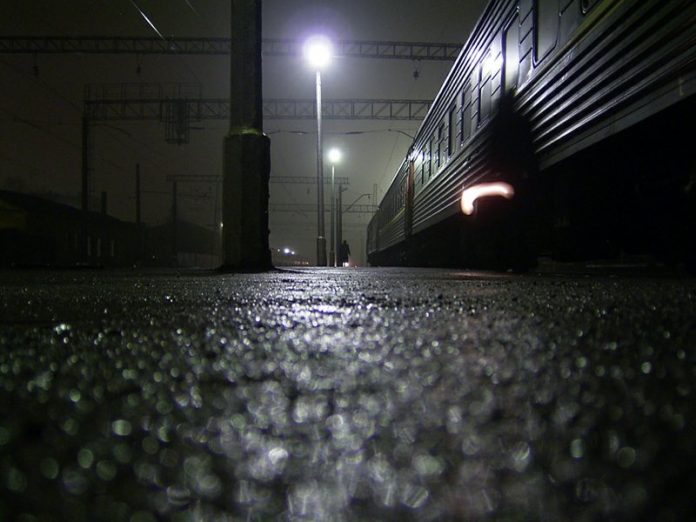 387119