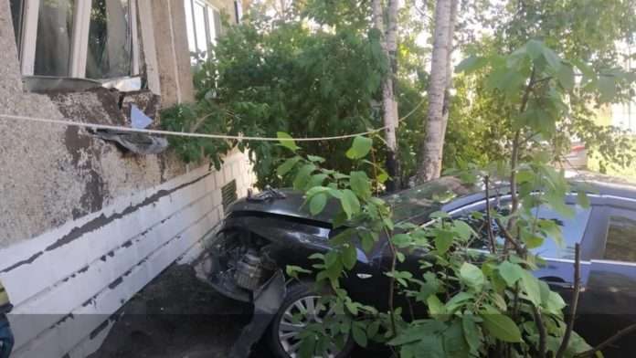 Лесосибирск Мазда дом