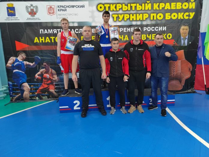 турнир