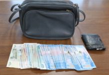 Красноярец выбросил сумку с заначкой покойной жены